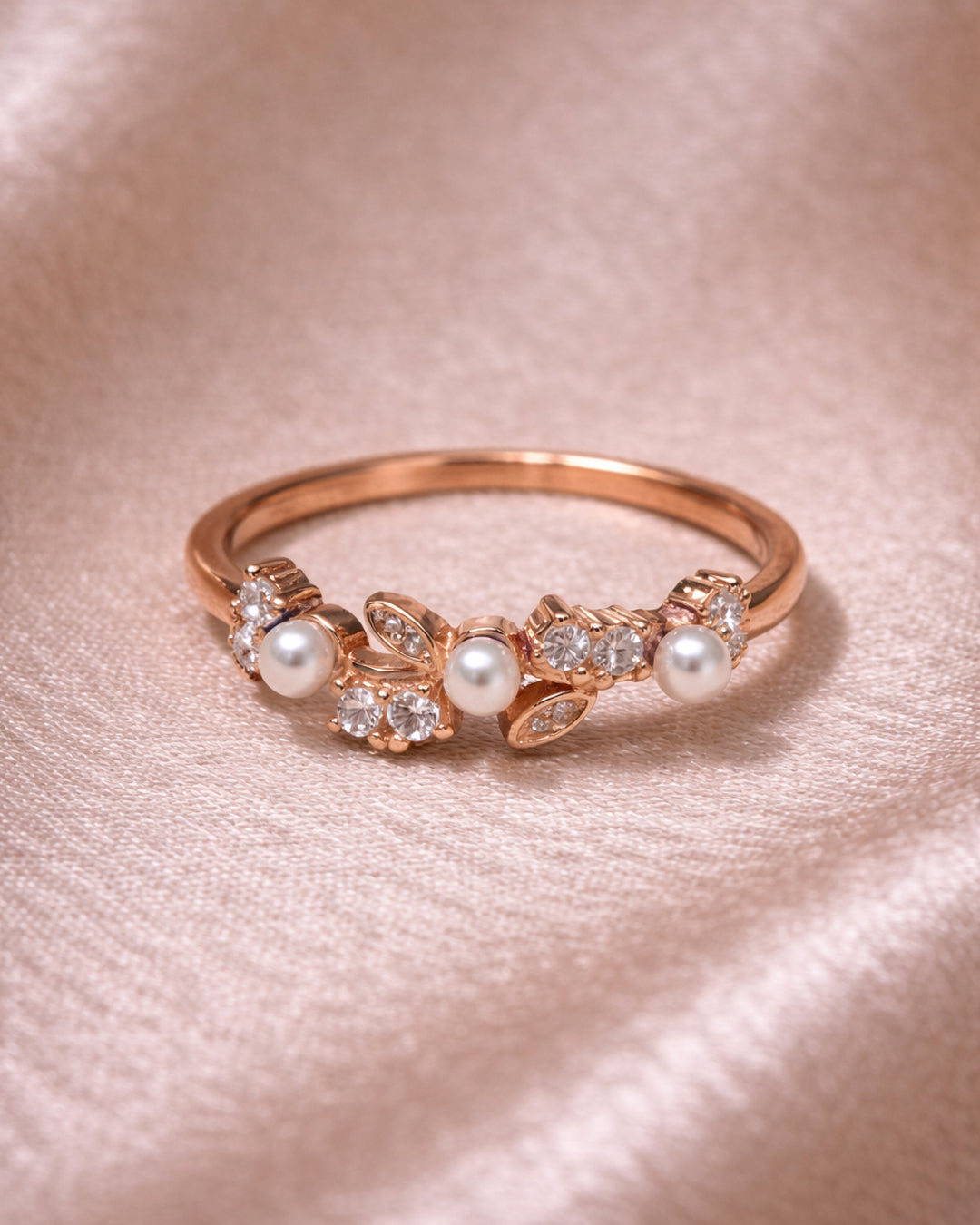 Tiny Tina 925 Sterling Silver Pearl Floral Ring