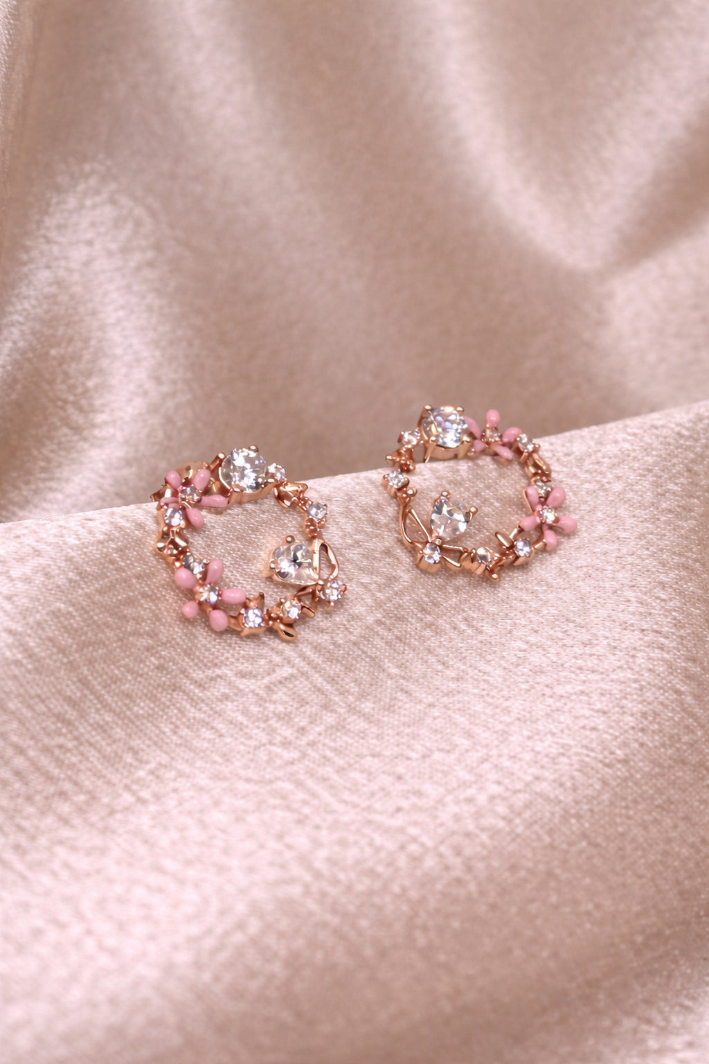 Misty Morning 925 Sterling Silver Floral Wreath Stud Earrings
